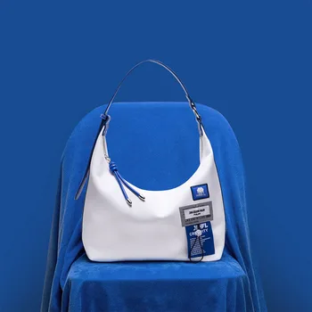 При себе си беше специална чанта Чанти на марката Woman Luxury Новости 2022 година Тя носеше нежна ежедневна чанта през рамо с голям капацитет женски болсы