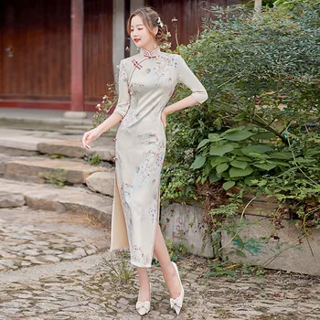 Винтажное елегантно модно ципао в китайски стил с отворени копчета отстрани, приталенное дълго атласное рокля Чонсам, сексуална традиционната рокля в ретро стил