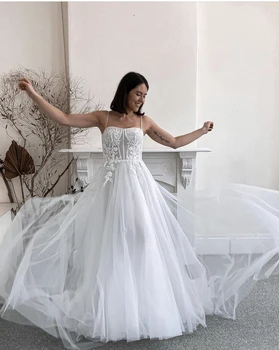 Сватбена рокля трапецовидна форма с тънки спагети презрамки, дантелени апликации във формата на сърце, шифоновые сватбени рокли с влак с дължина до пода, без табли, 2021